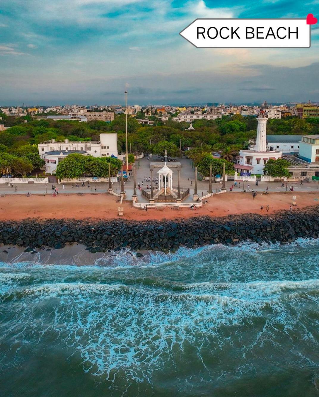 The Ocean Grand Hotel Puducherry Eksteriør billede