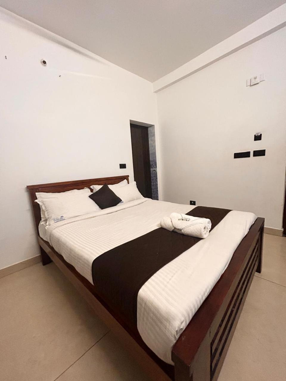 The Ocean Grand Hotel Puducherry Eksteriør billede