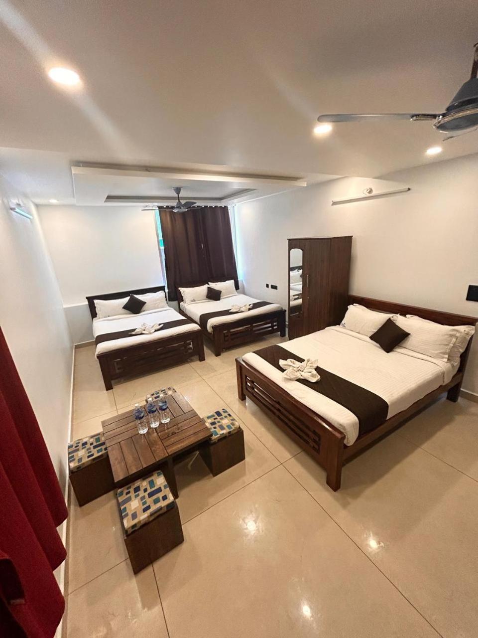 The Ocean Grand Hotel Puducherry Eksteriør billede